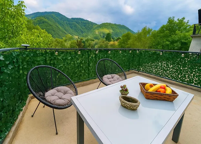 River's Song 度假居 亚伊采